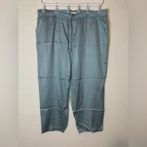 NWT Croft & Barrow Blue Ankle Length Cropped Pants